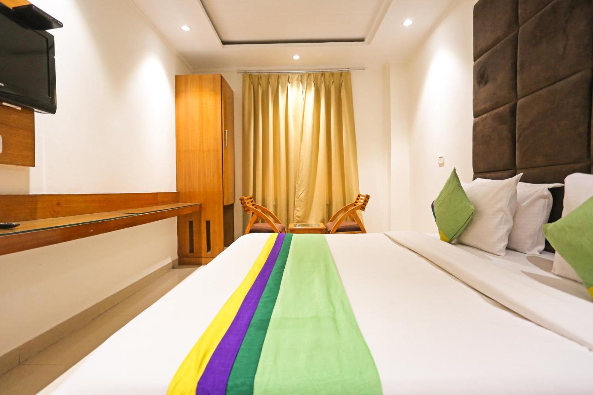 Hotel Silky Palace Near Igi Airportt Nuova Delhi Esterno foto